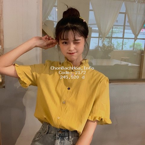 2020 Summer New Style Girl's Shirt with Rainbow Button and Ear Edge